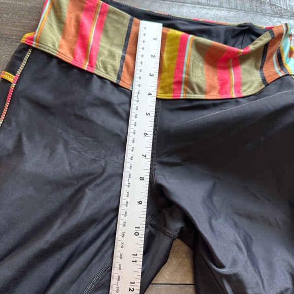 Prana Women’s Aolani Swim Tights Black / Multi-Color Legging NWT Size Med Beach - Picture 7 of 10
